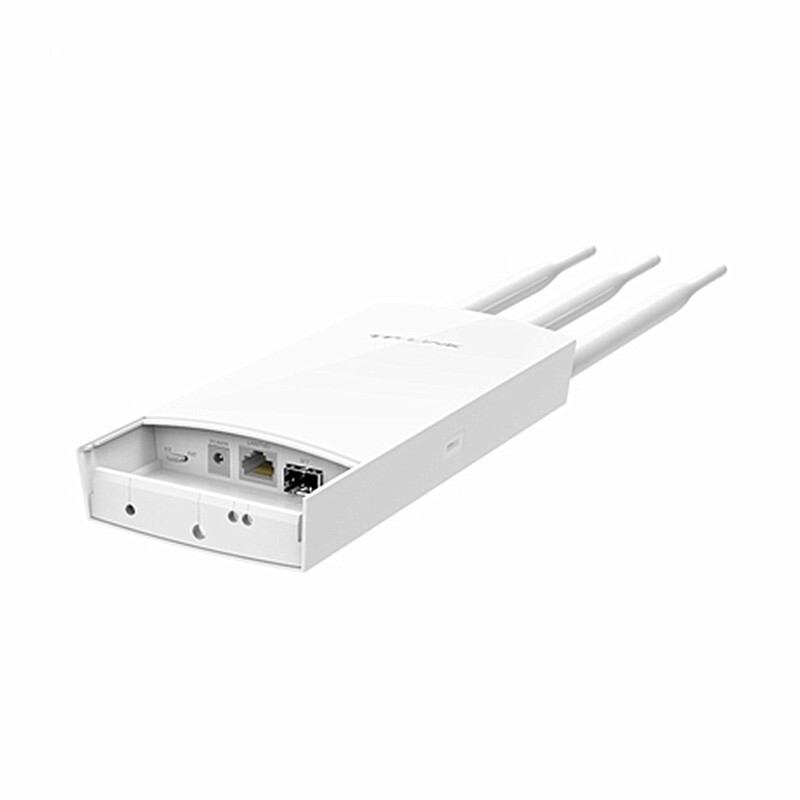TP-LINK TL-AP1901GP 1900M双频千兆SFP光口室外防水可拆全向天线基站无线AP 评测